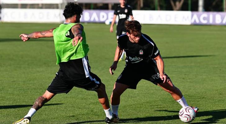Beşiktaş'ta yeni sezon hazırlıkları sürüyor