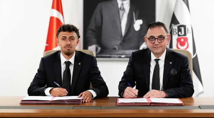 Beşiktaş yeni transferini duyurdu! 4 yıllık imza