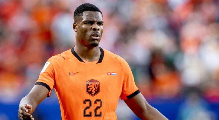Real Madrid dev transferi resmen açıkladı!
