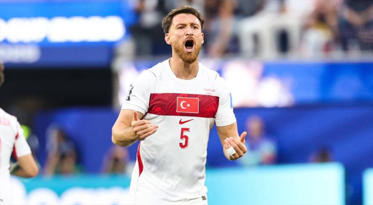 Beşiktaş bir transferi daha resmen açıkladı!