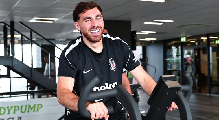 Beşiktaş'ta kaptan Orkun Kökçü, Slovakya kampına katıldı!