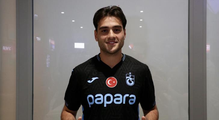 Trabzonspor, Aral Şimşir transferini resmen açıkladı! İşte maliyeti