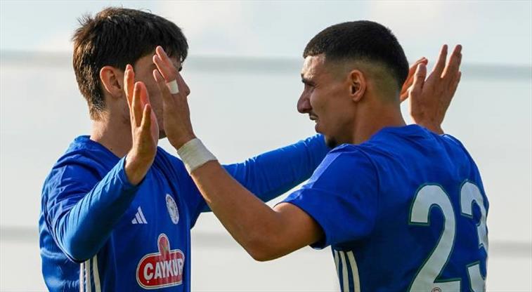 Çaykur Rizespor hazırlık maçında güle oynaya kazandı!