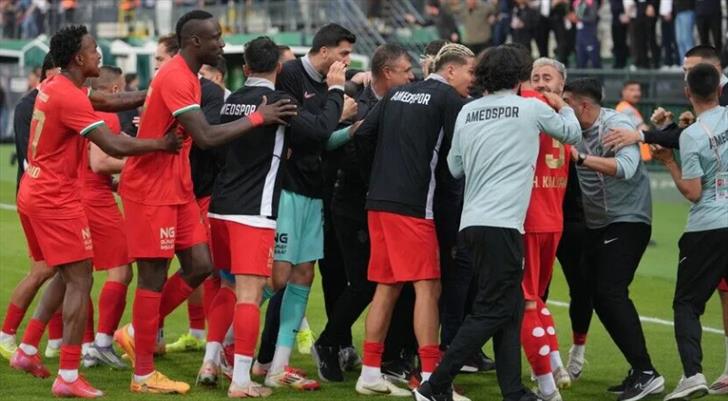 Amed Sportif Faaliyetler yaprak dökümü! 11 futbolcuyla yollar ayrıldı