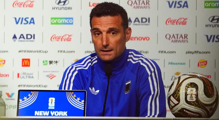 Scaloni: "İspanya ile ilgili her şey endişelendiriyor"