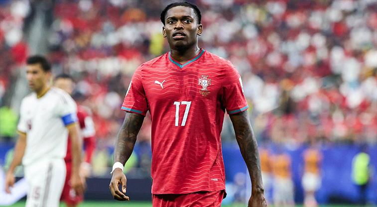Fenerbahçe için Leao iddiası: Yıllık ücret ve bonservise kadar duyurdular