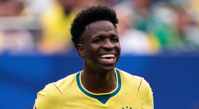 Arsenal ile anılıyordu! Vinicius Junior'dan Real Madrid kararı
