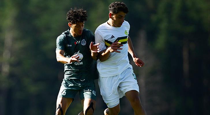 Esenler Erokspor, Al Ittihad'ı 2 golle devirdi