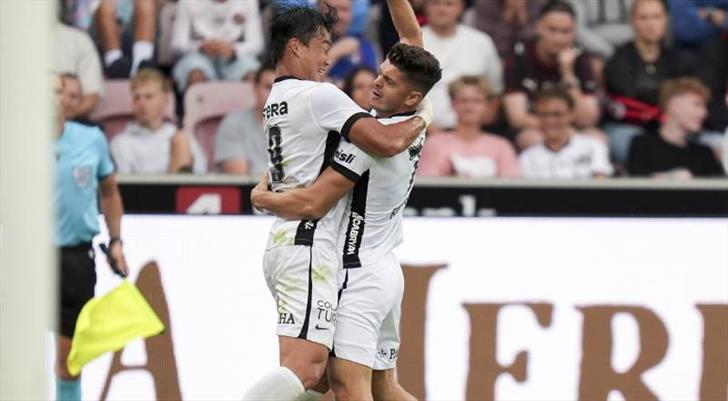 Beşiktaş, Midtjylland'ın fişini 2. yarıda çekti! Kartal üst turda