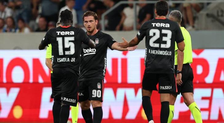 Beşiktaş, Çekya'da tek golle avantajı kaptı