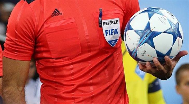 UEFA'dan hakem kararları için yeni dönem: "Net Çizgi"