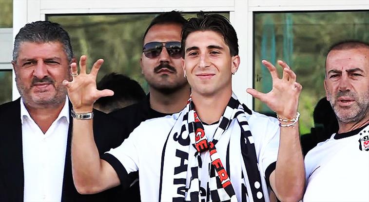Beşiktaş'ın yeni transferi Miretti İstanbul'a geldi! İşte ilk sözleri