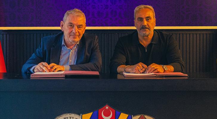 Eyüpspor'da Mustafa Dalcı dönemi resmen başladı!