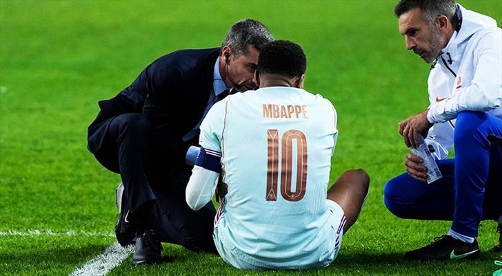 Kocaeli'de sakatlanan Mbappe için son karar verildi! Ameliyat olacak mı?